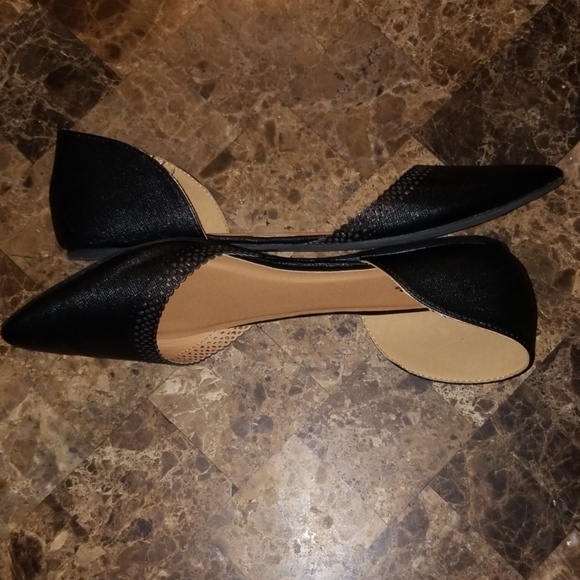 Charlotte Russe Point Toe Flats - Picture 4 of 5